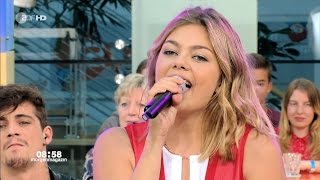 Louane Live Performance [upl. by Anitserp]